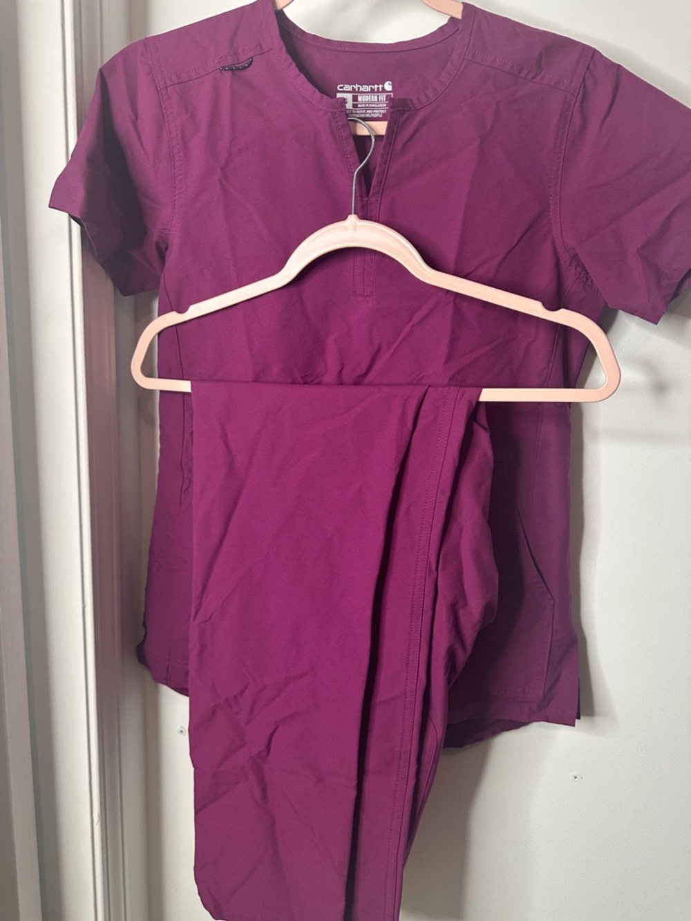 Carhartt Plum Purple V-Neck Scrub Top - Picture 3 of 5